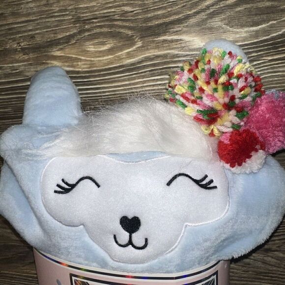 Lulu & Coco Kids Llama Hooded Throw. 40”x50”. NWT. - Picture 2 of 5